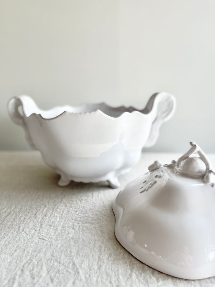 white soup tureen oak antique style bowl and lid displayed on table