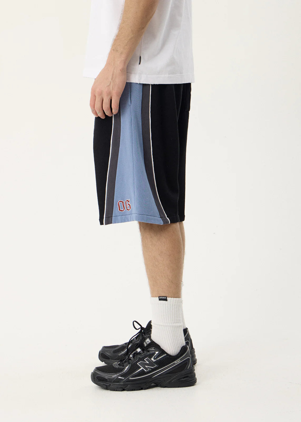AFENDS Mens Occupancy - Fleece Short 22" - Black