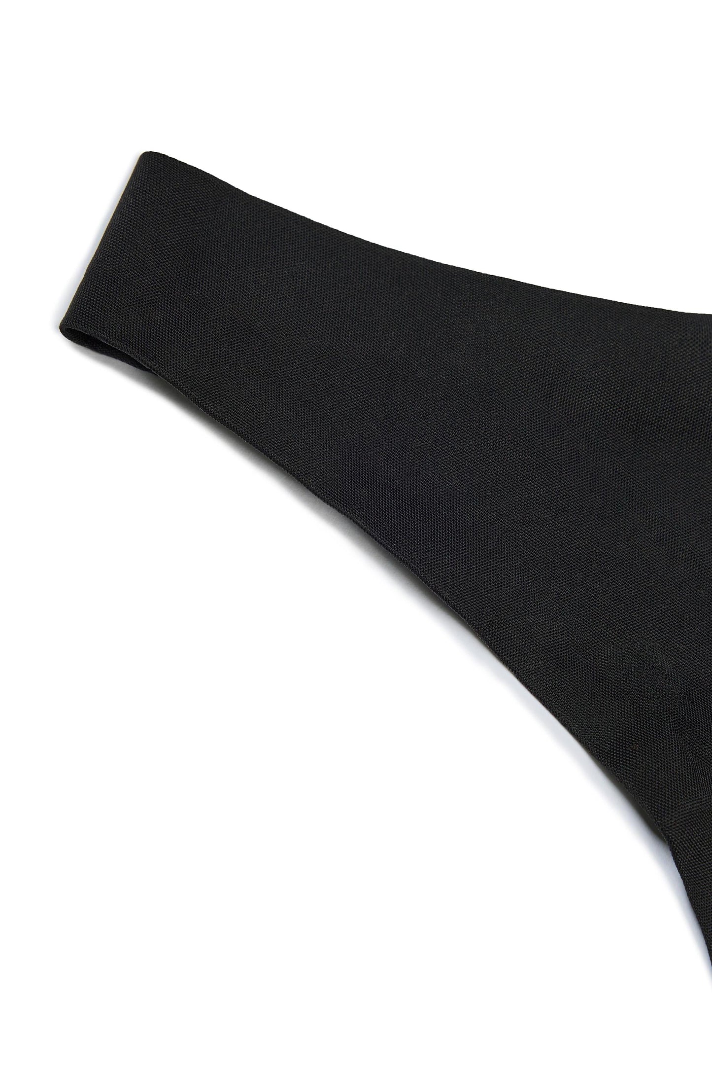 Seamless Knit Thong in Black