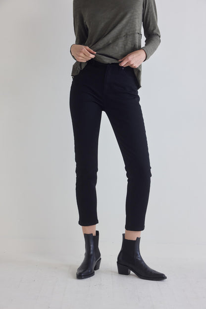 The Iconic Fitted Jeans