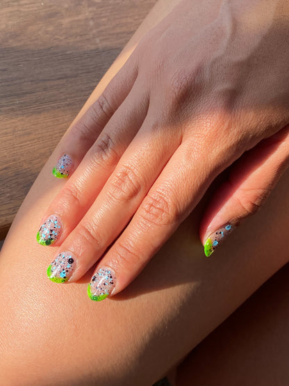NAILPOLISH - Nail Polish