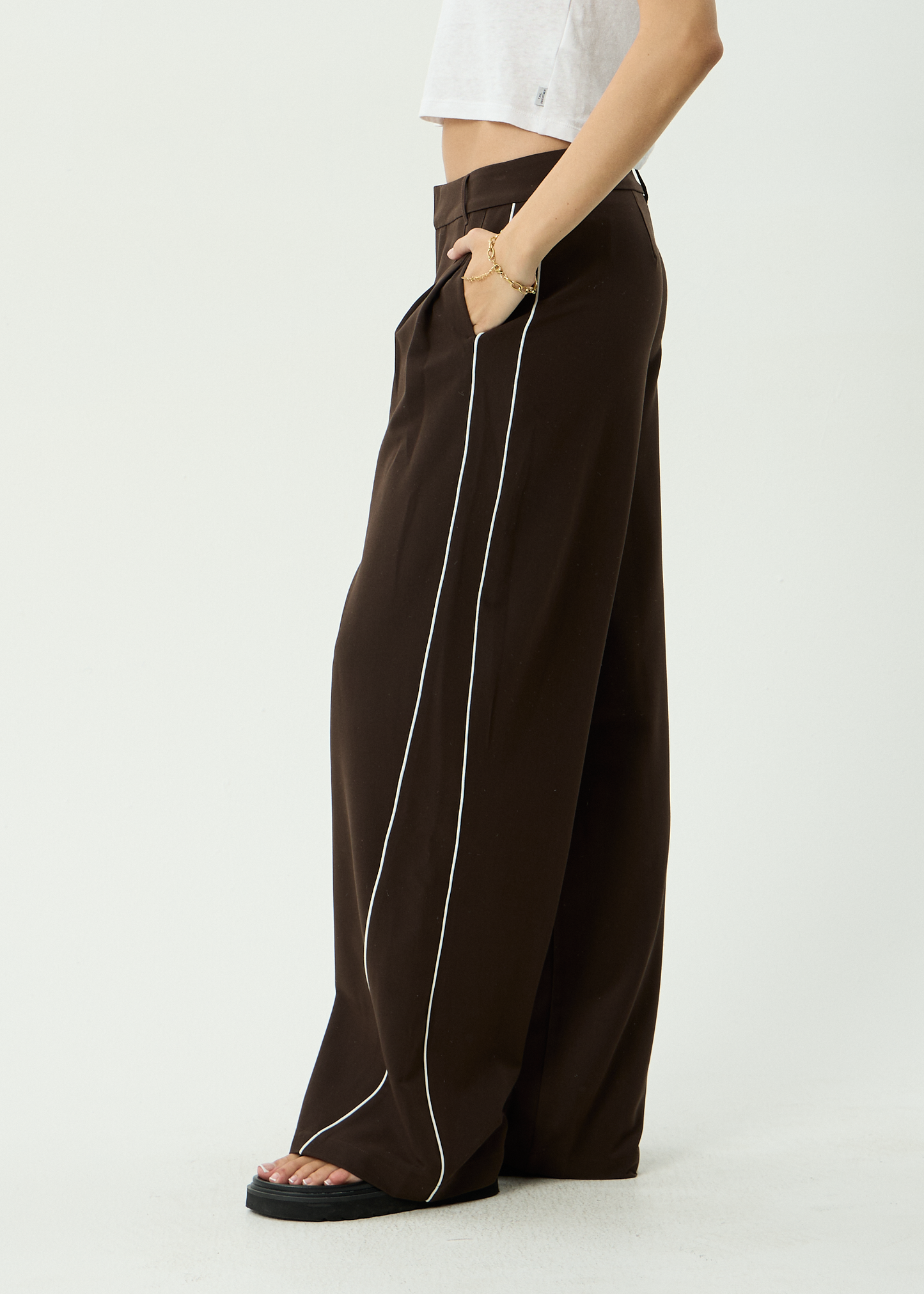 AFENDS Womens Dita - Low Rise Trouser - Coffee