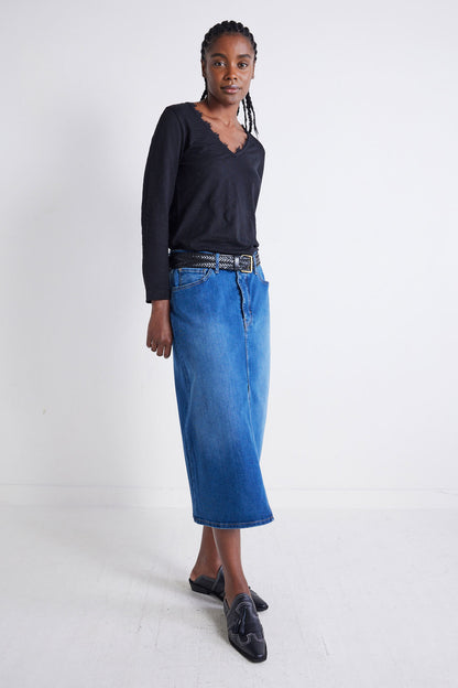 The 90's Denim Midi Skirt