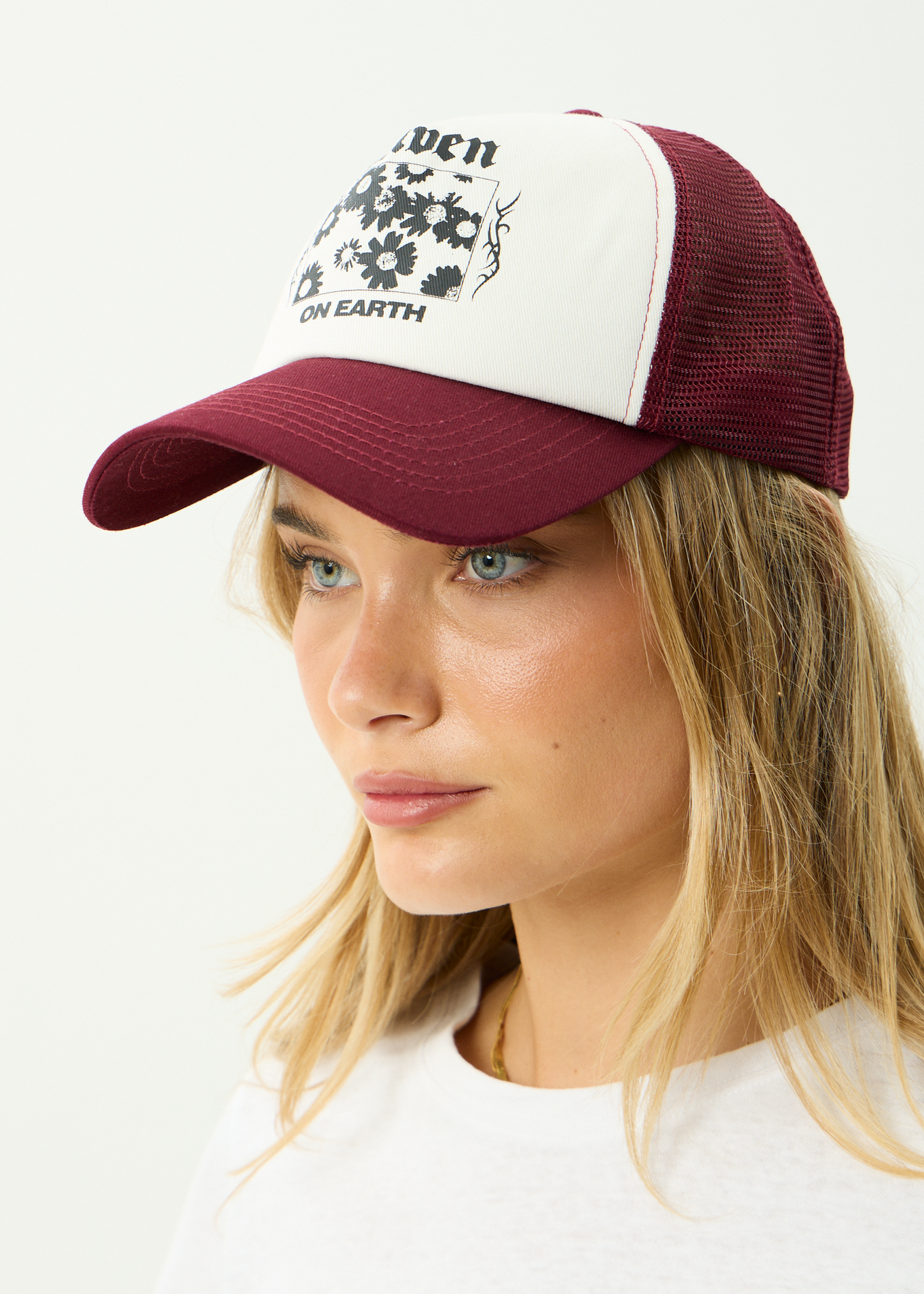 AFENDS Mens Heaven - Trucker Cap - White