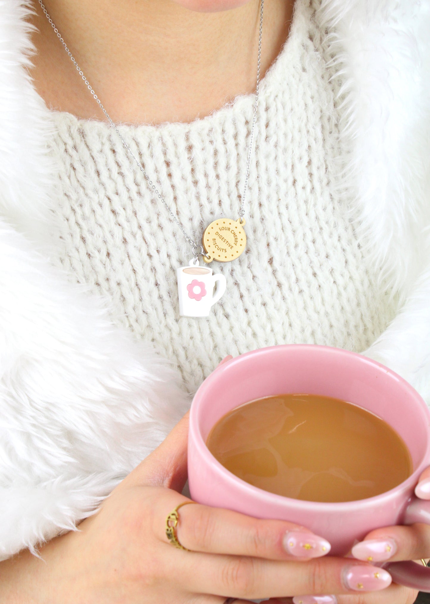 Stick T'Kettle On Necklace