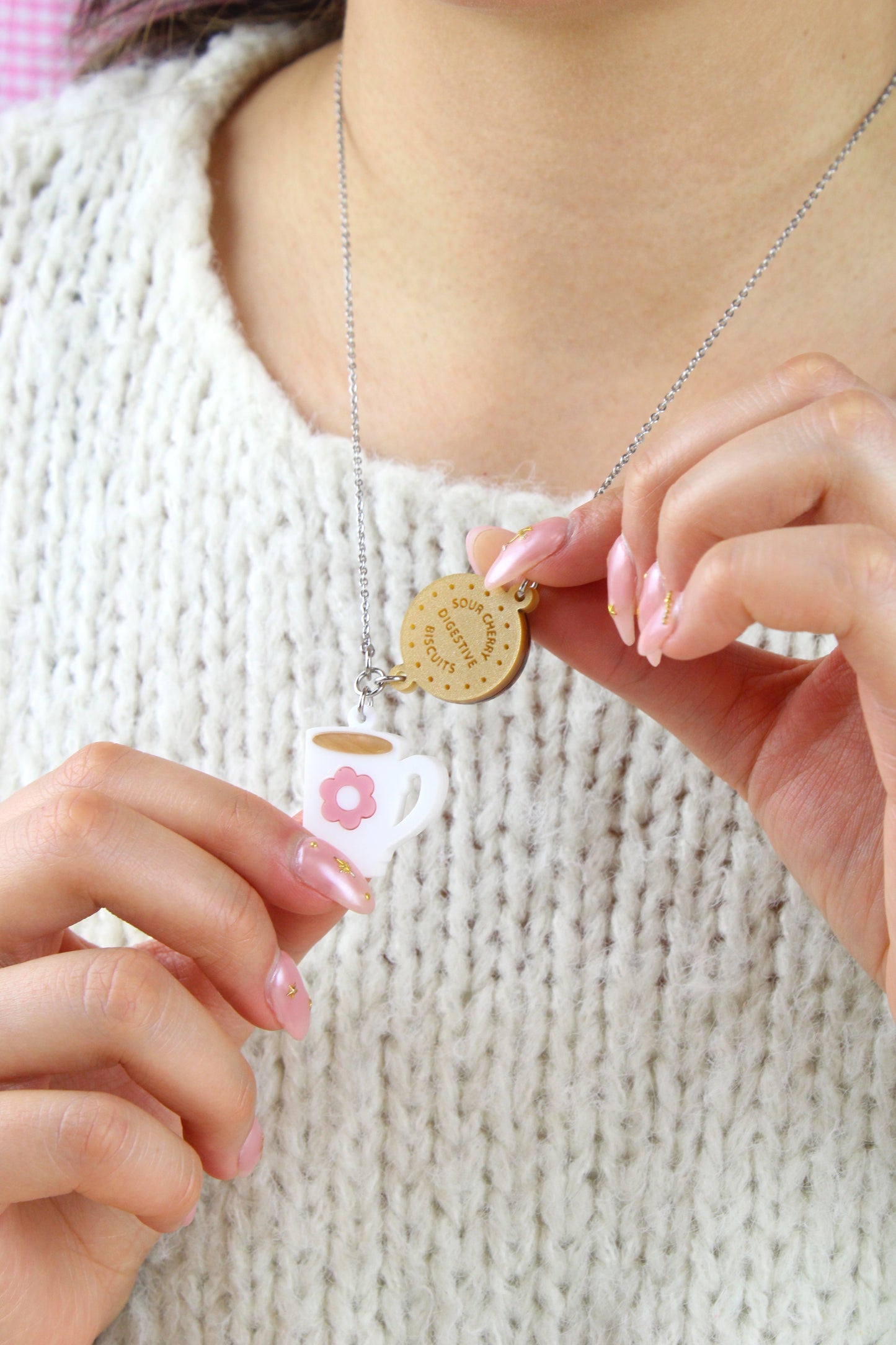 Stick T'Kettle On Necklace
