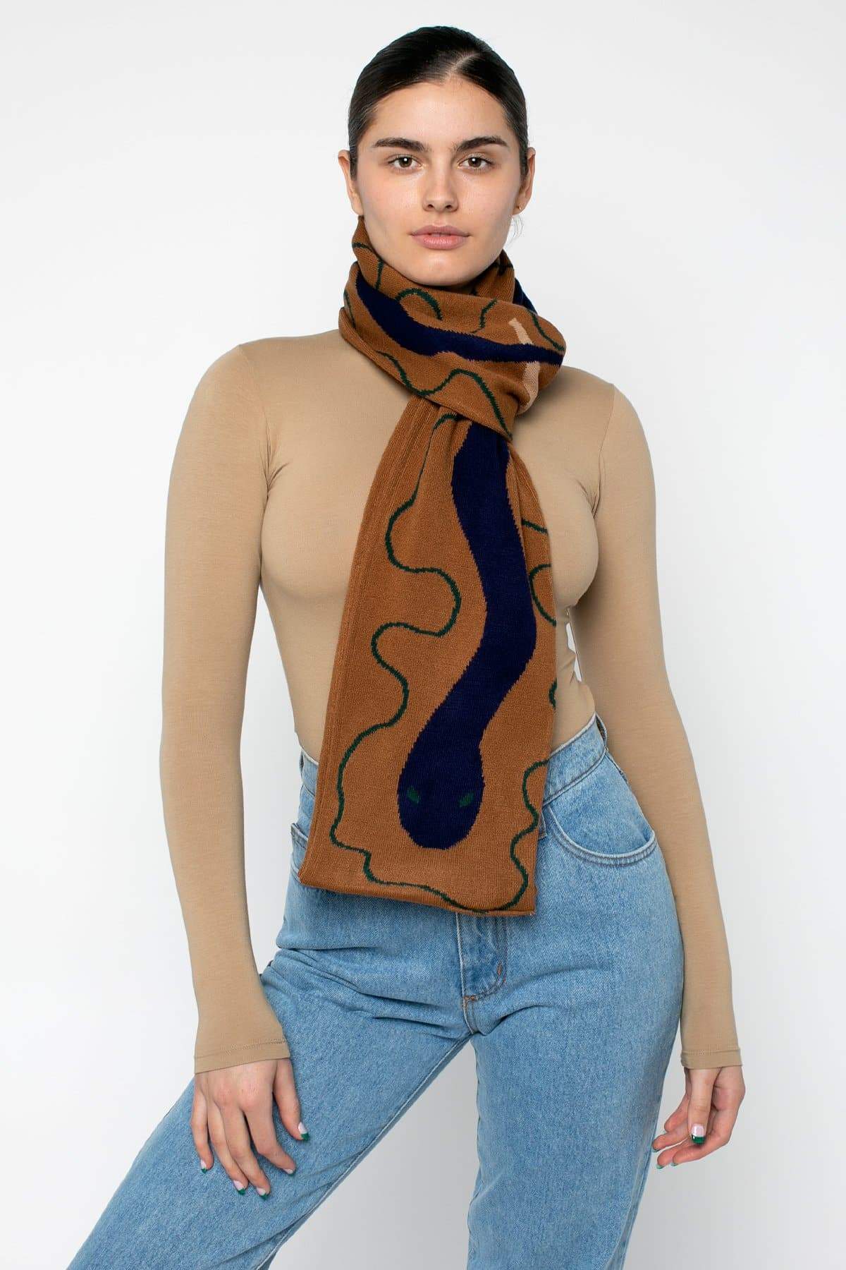 JQSCARF28 - Serpentine Scarf