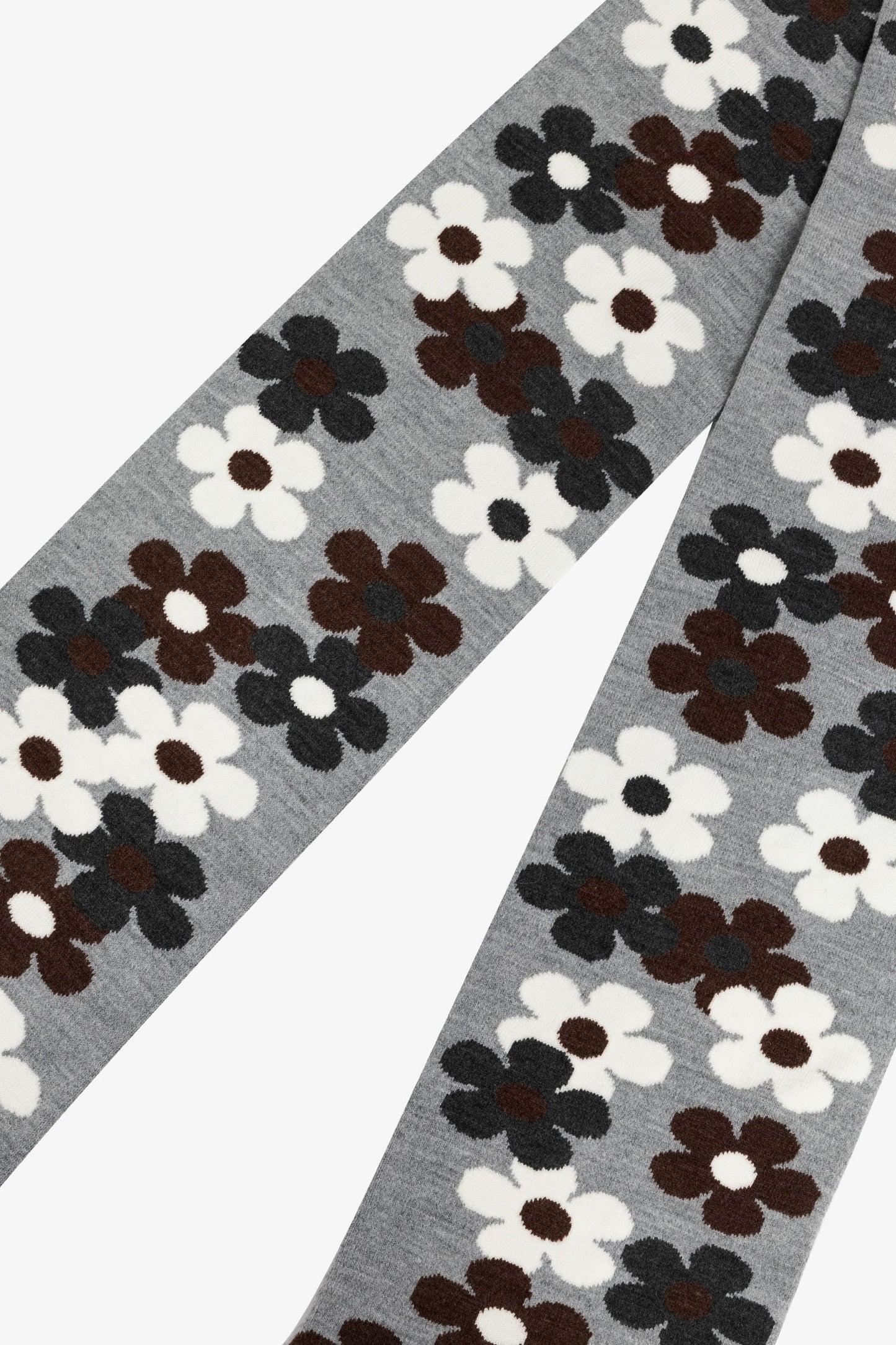 JQSCARF35 - Daisy Vine Scarf