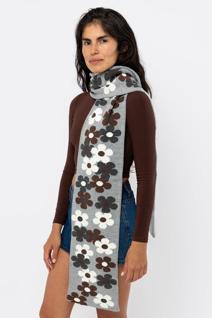 JQSCARF35 - Daisy Vine Scarf