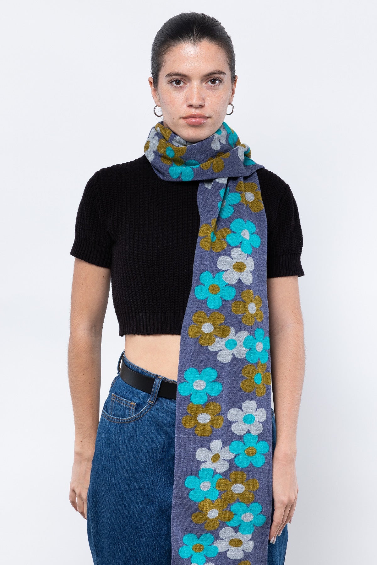 JQSCARF35 - Daisy Vine Scarf
