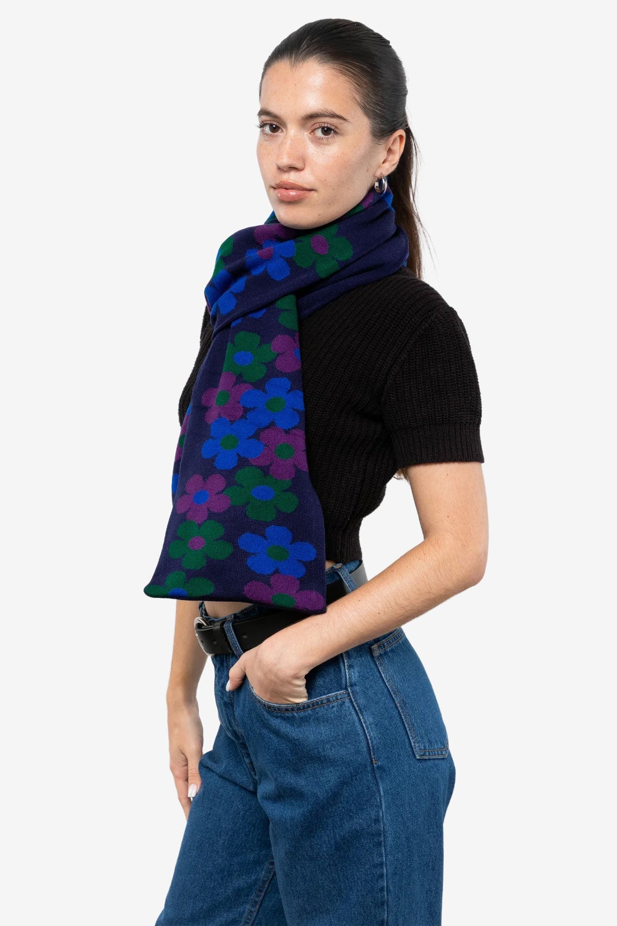 JQSCARF35 - Daisy Vine Scarf