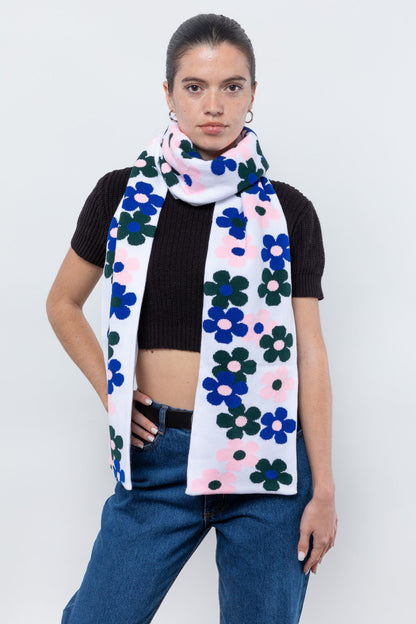 JQSCARF35 - Daisy Vine Scarf