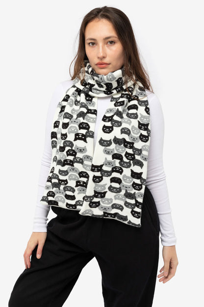 JQSCARF41 - Smiling Cat Scarf