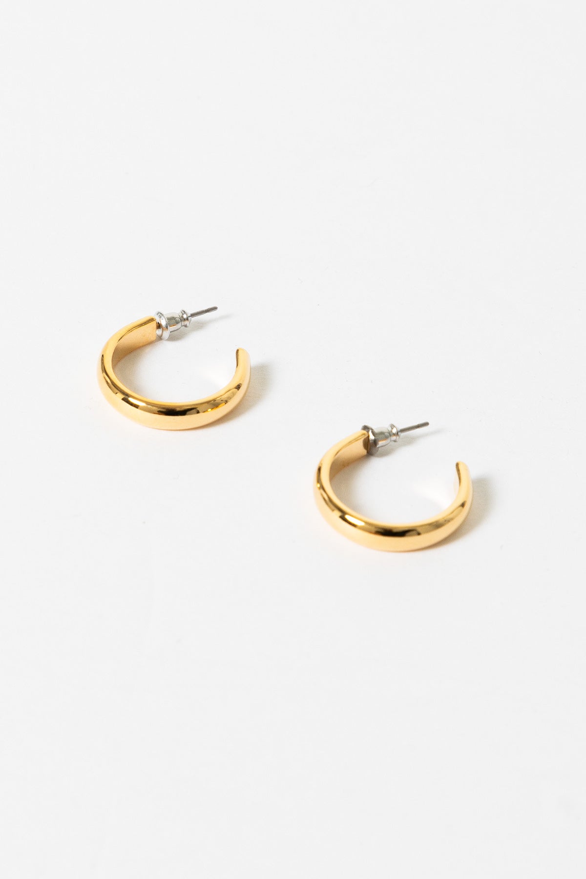 JWL34HE - Classic Hoop Earrings