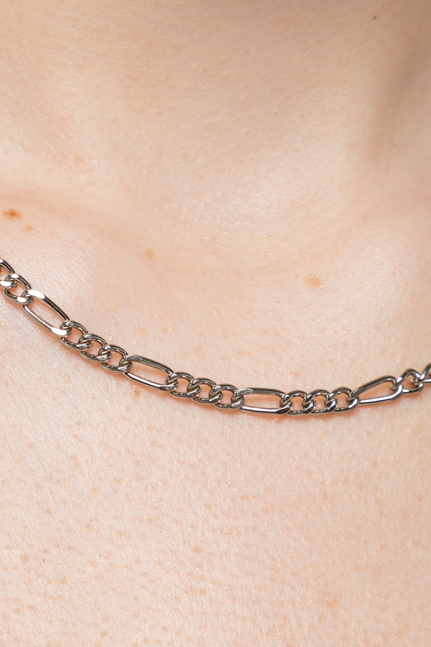 JWLFN - Unisex Figaro Necklace
