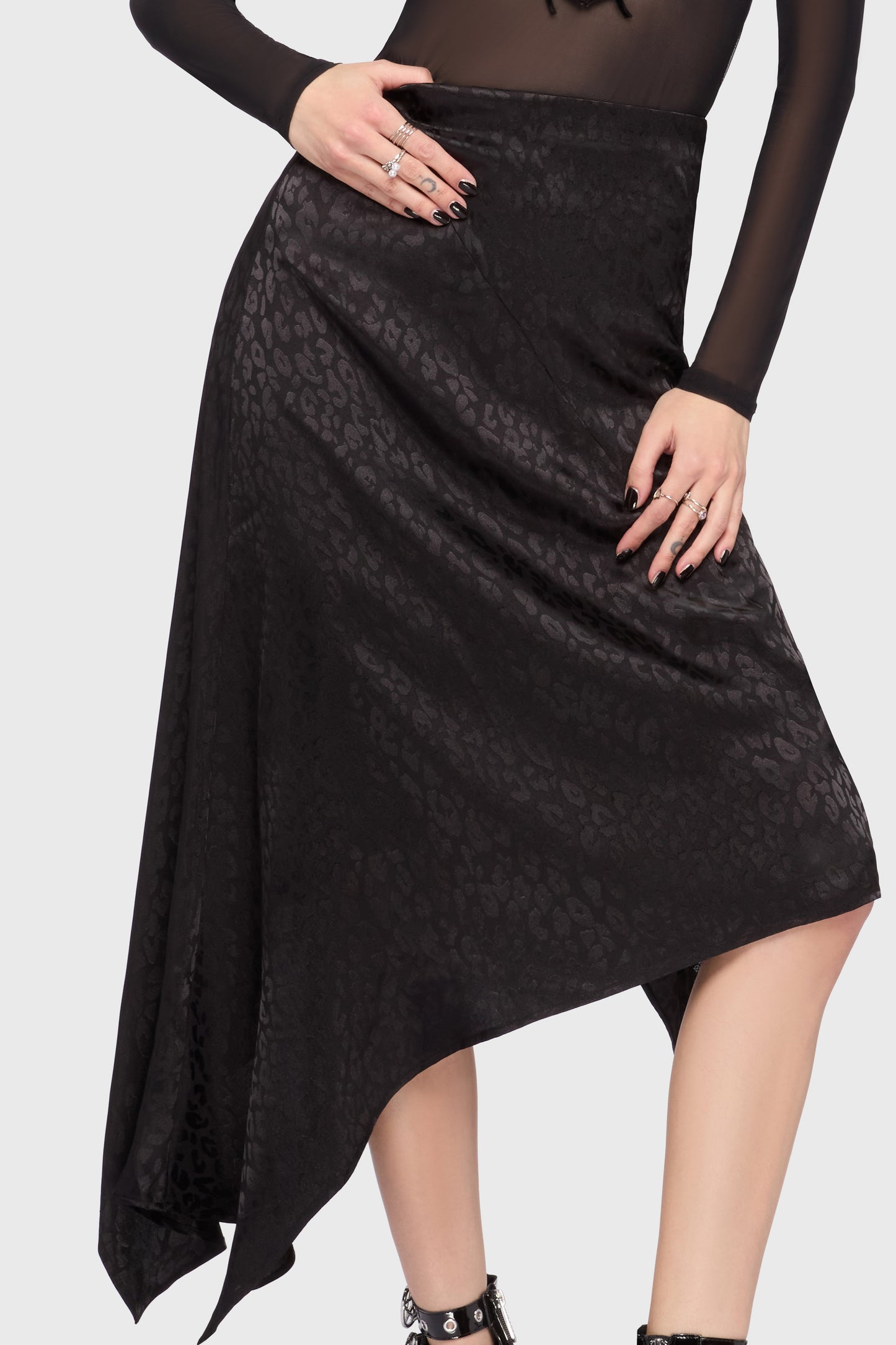 Kihilist Nova Asymmetric Skirt