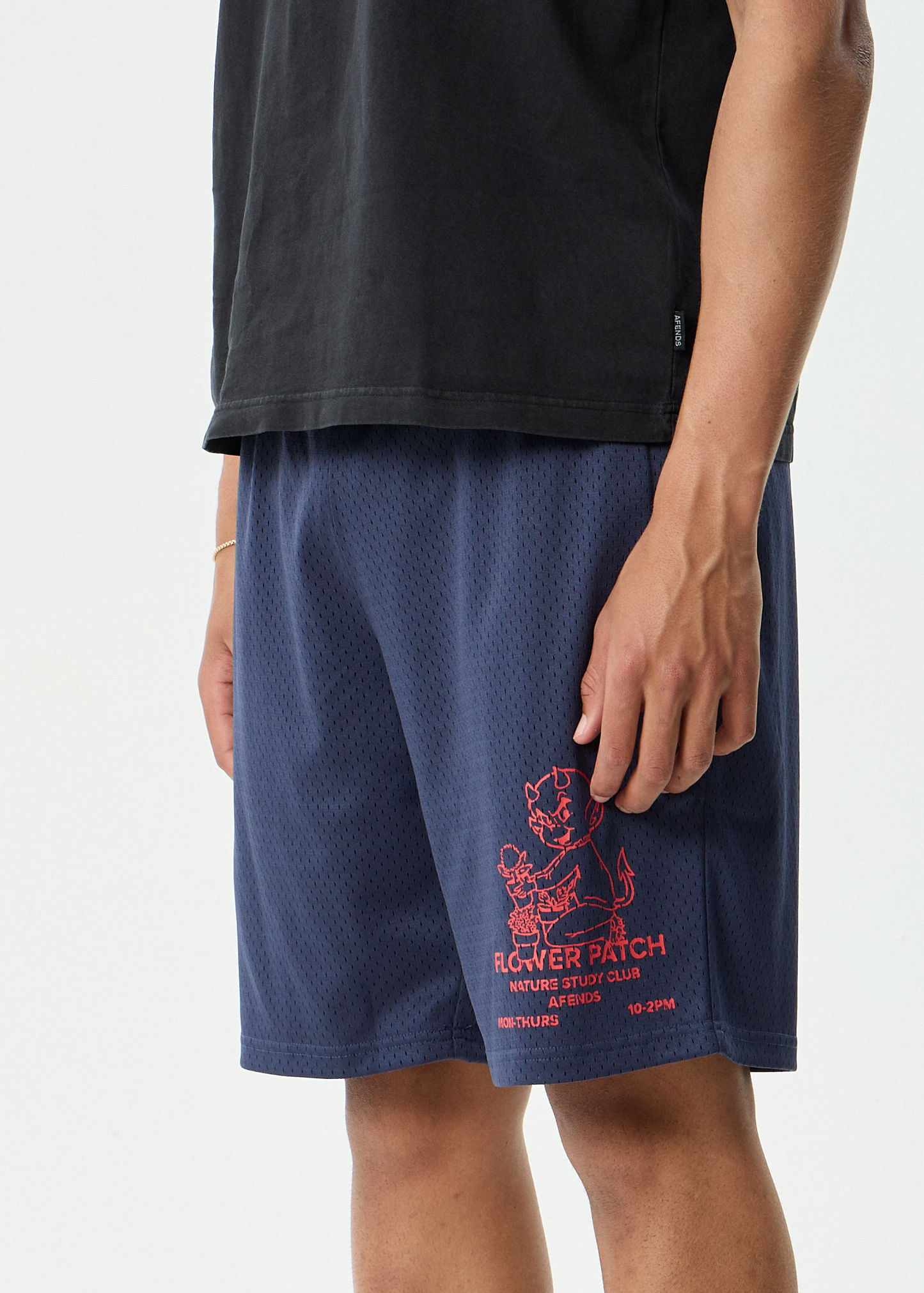 AFENDS Mens Flower Patch - Basketball Short 22 Inch - Navy