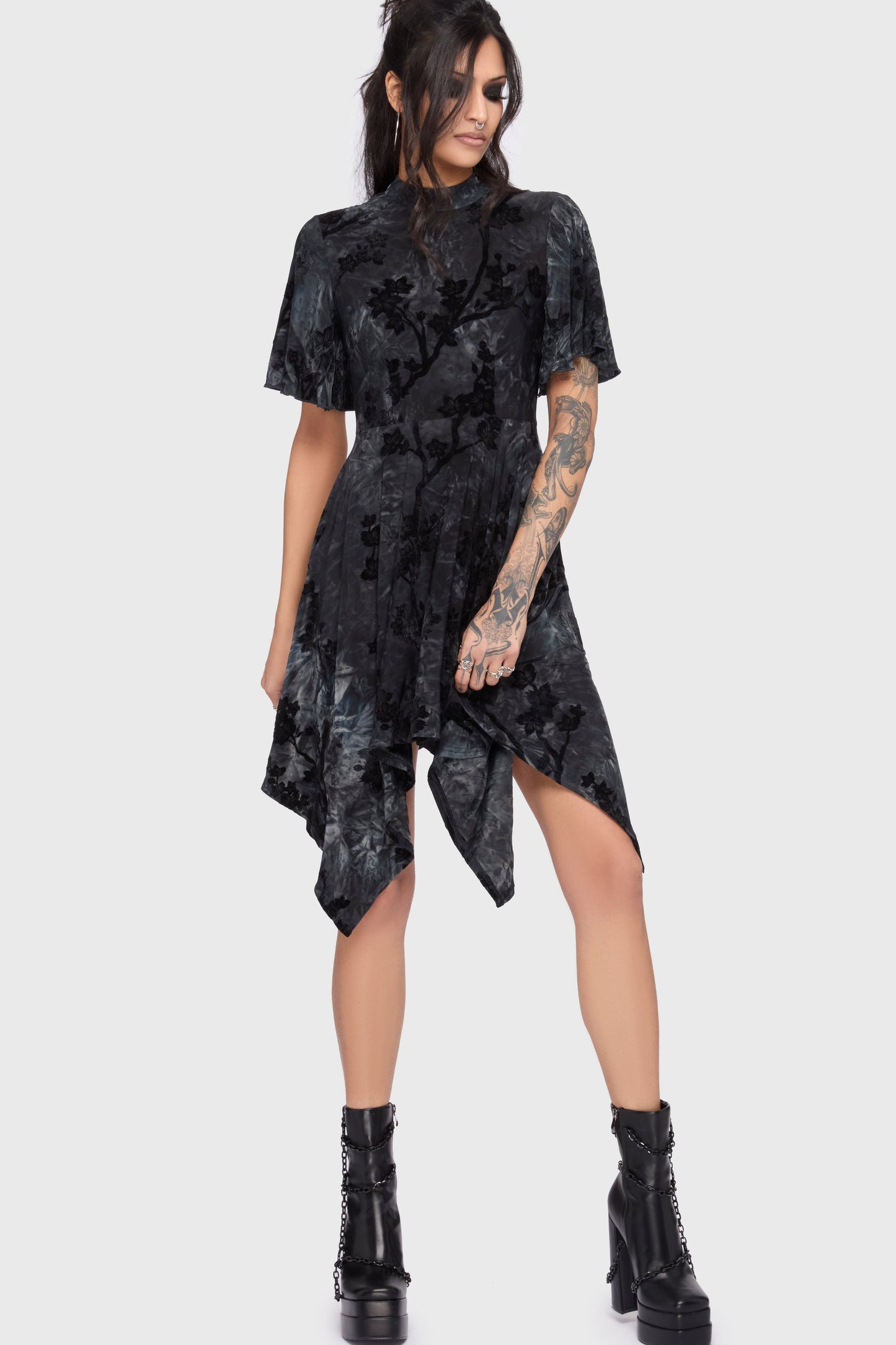 Midnight Vale Short Sleeve Midi Dress