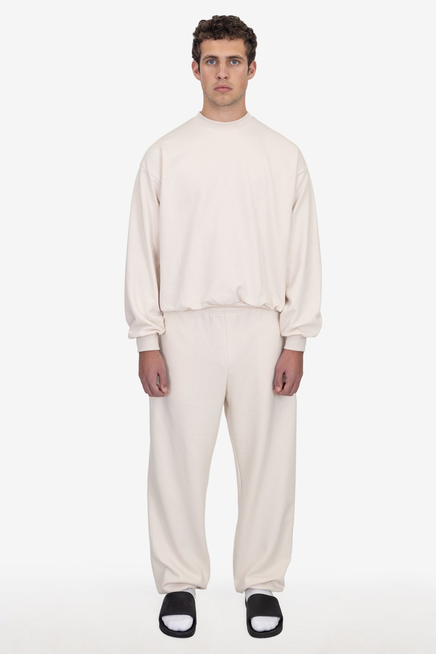MWF1044 Unisex - 10 oz. Mid-Weight Poly Cotton Fleece Wide Sweatpant