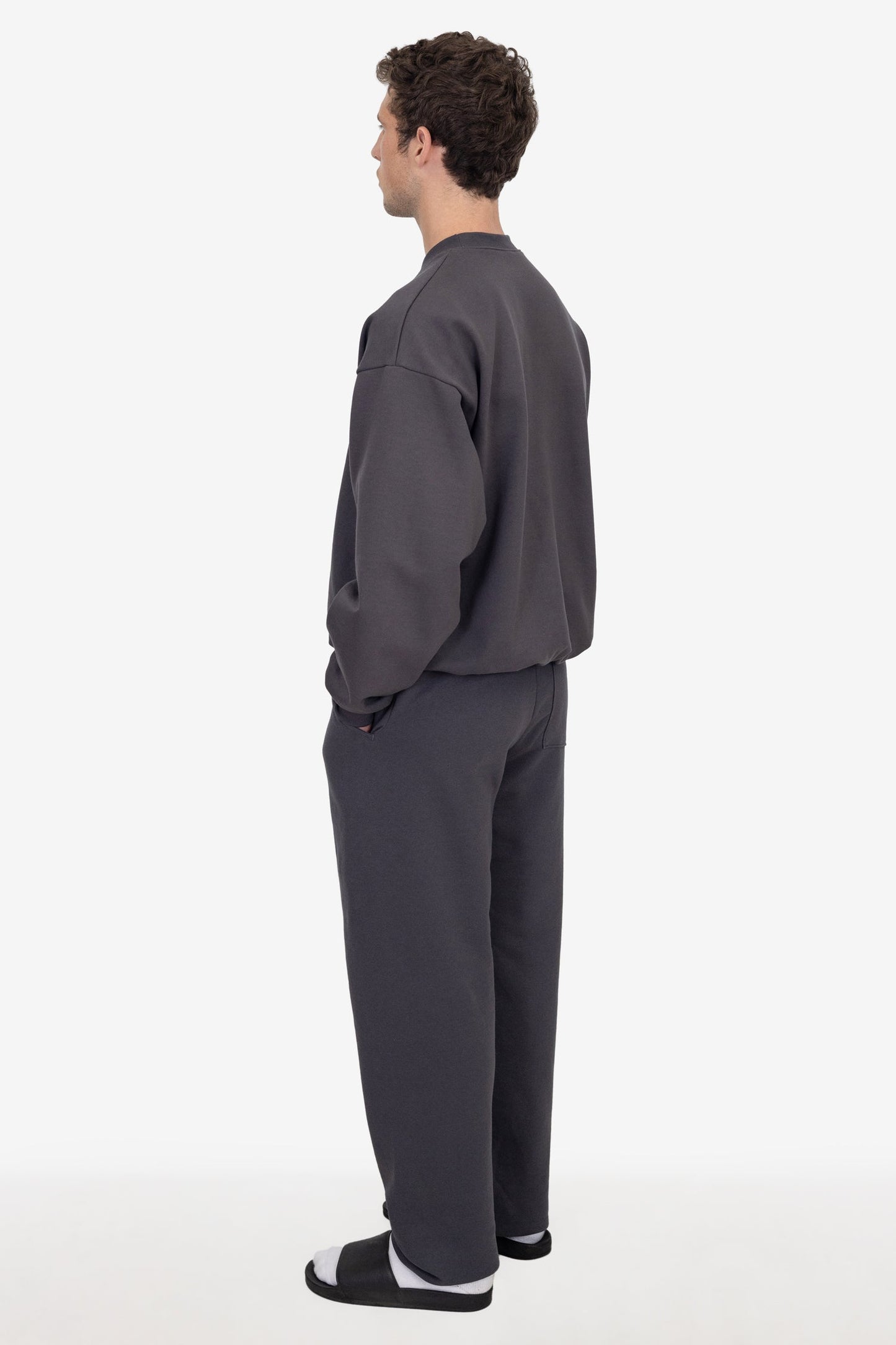 MWF1044 Unisex - 10 oz. Mid-Weight Poly Cotton Fleece Wide Sweatpant