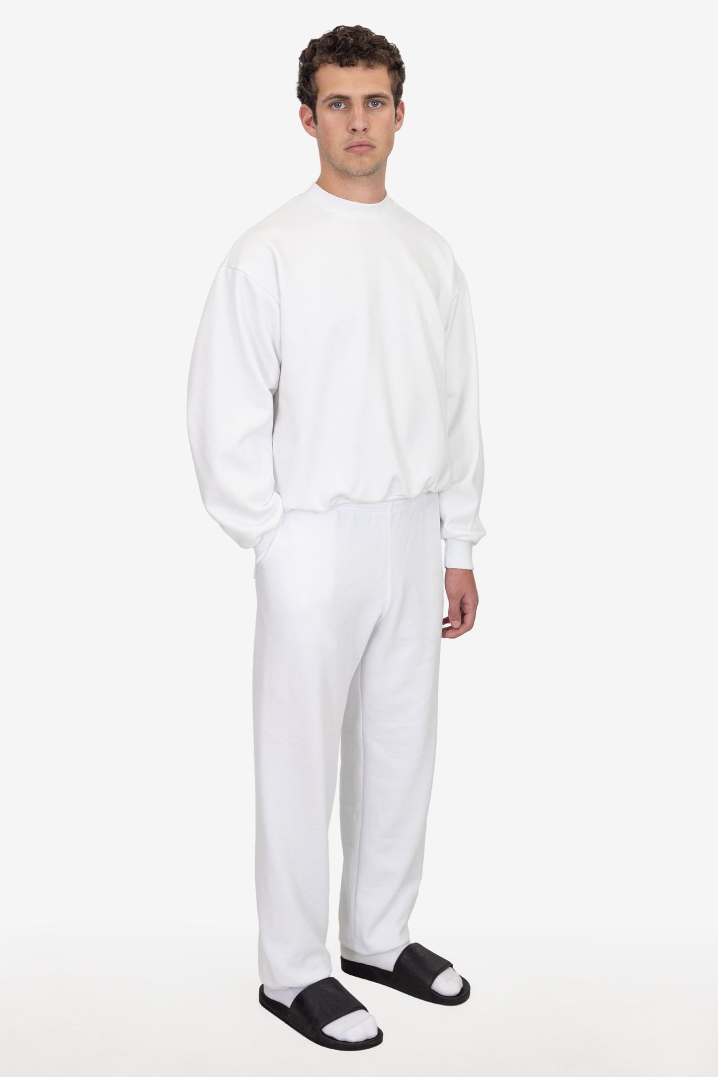 MWF1044 Unisex - 10 oz. Mid-Weight Poly Cotton Fleece Wide Sweatpant