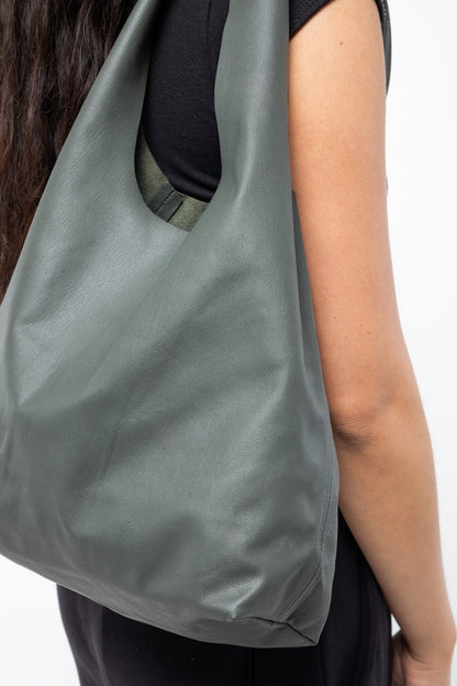 RLH3406 - Monochromatic Leather Shopping Bag