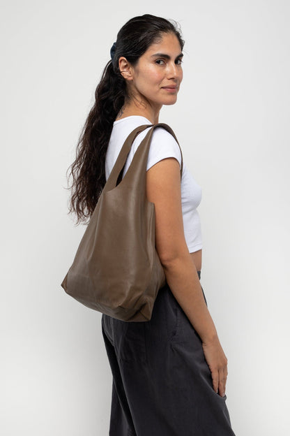 RLH3406 - Monochromatic Leather Shopping Bag