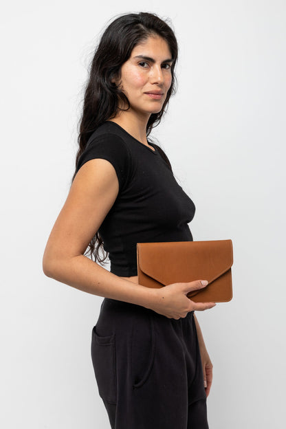 RLH3433 - Large Multifunctional Belted Envelope Clutch