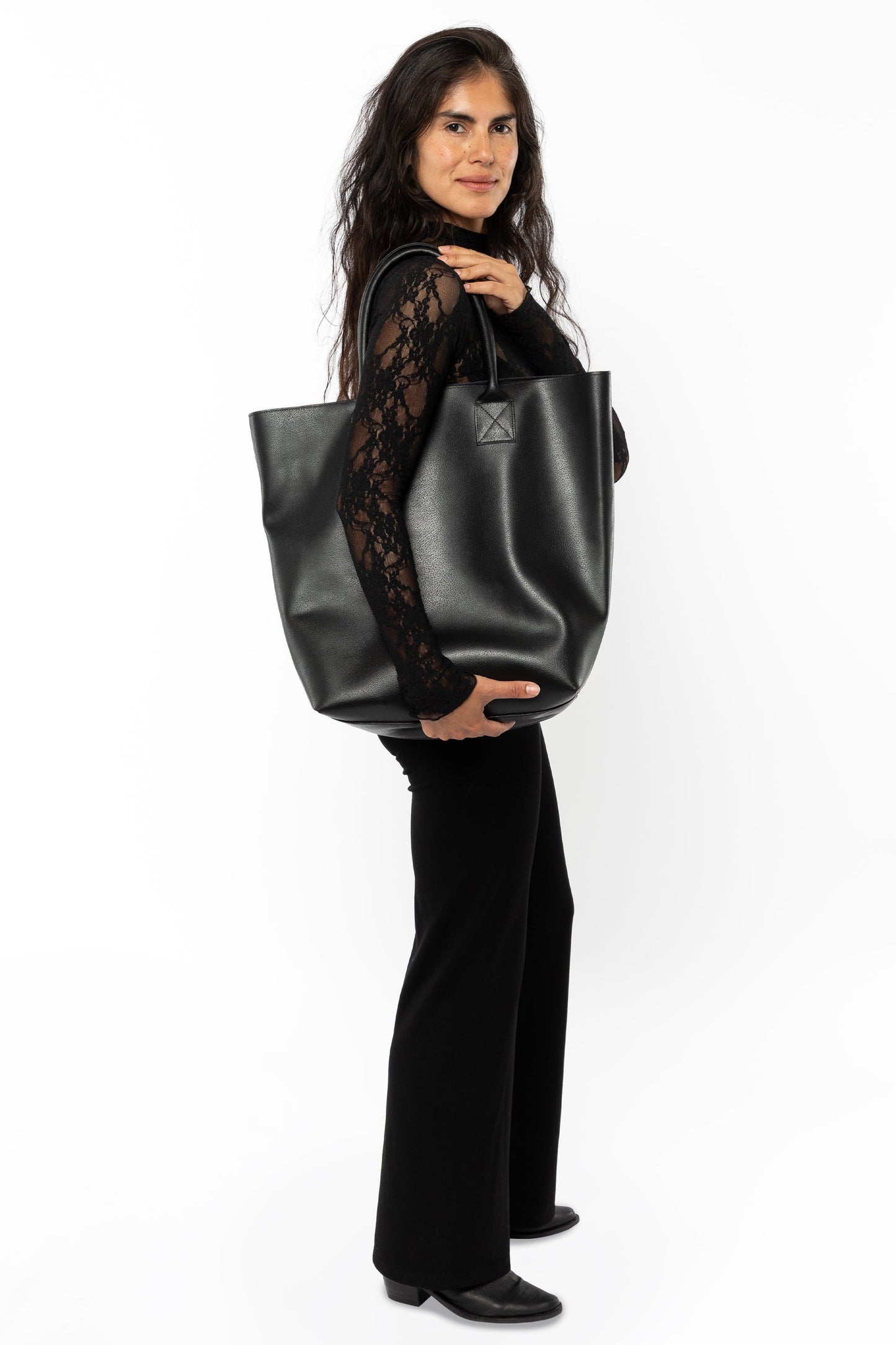 RLH3479 - Unisex Leather Museum Tote