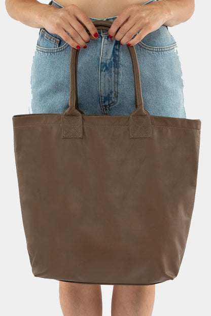 RLH3479 - Unisex Leather Museum Tote