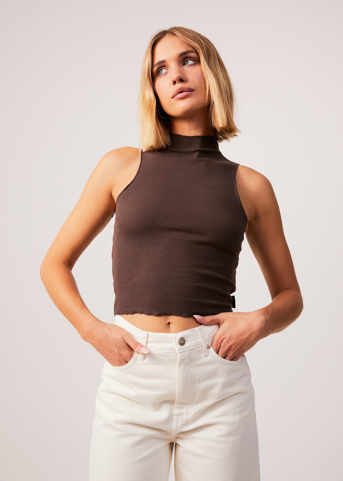 AFENDS Womens Iconic - Rib High Neck Tank - Coffee