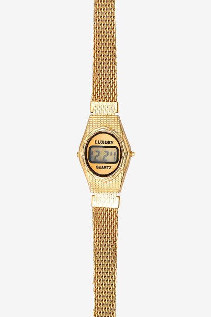 WCHRA56 - Tiny Oval Metal Mesh Luxury Watch