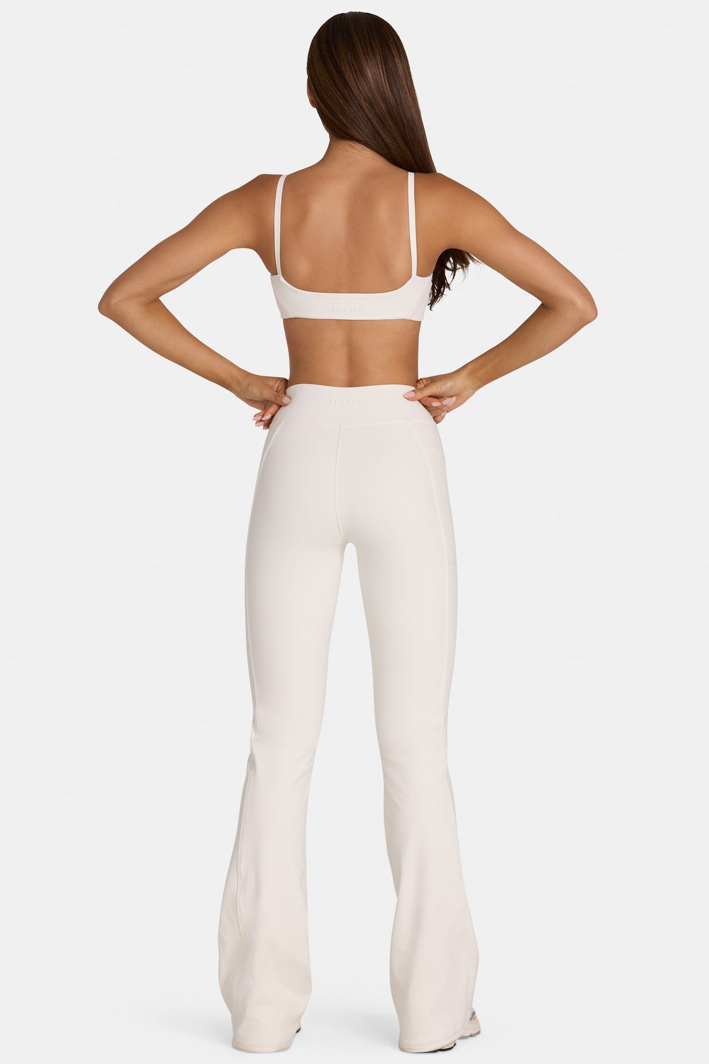 Soft Active V-Waist Flared Leggings in Coconut