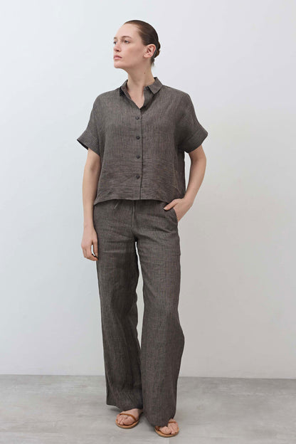 Boxy Linen Cropped Blouse