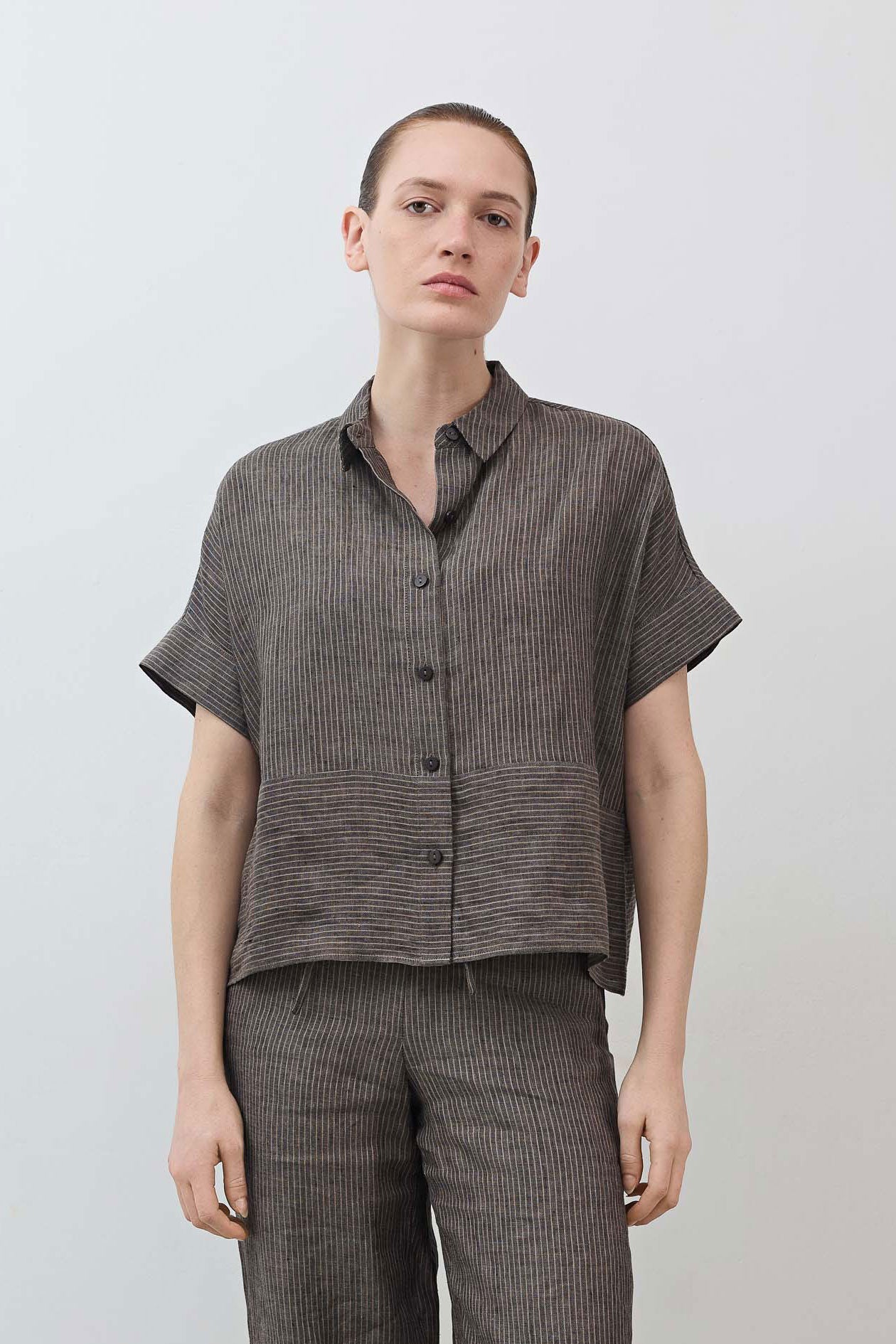 Boxy Linen Cropped Blouse