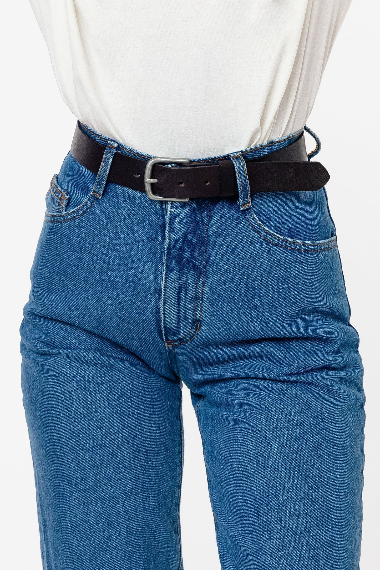 RSALBT01 - Classic Buckle Leather Belt