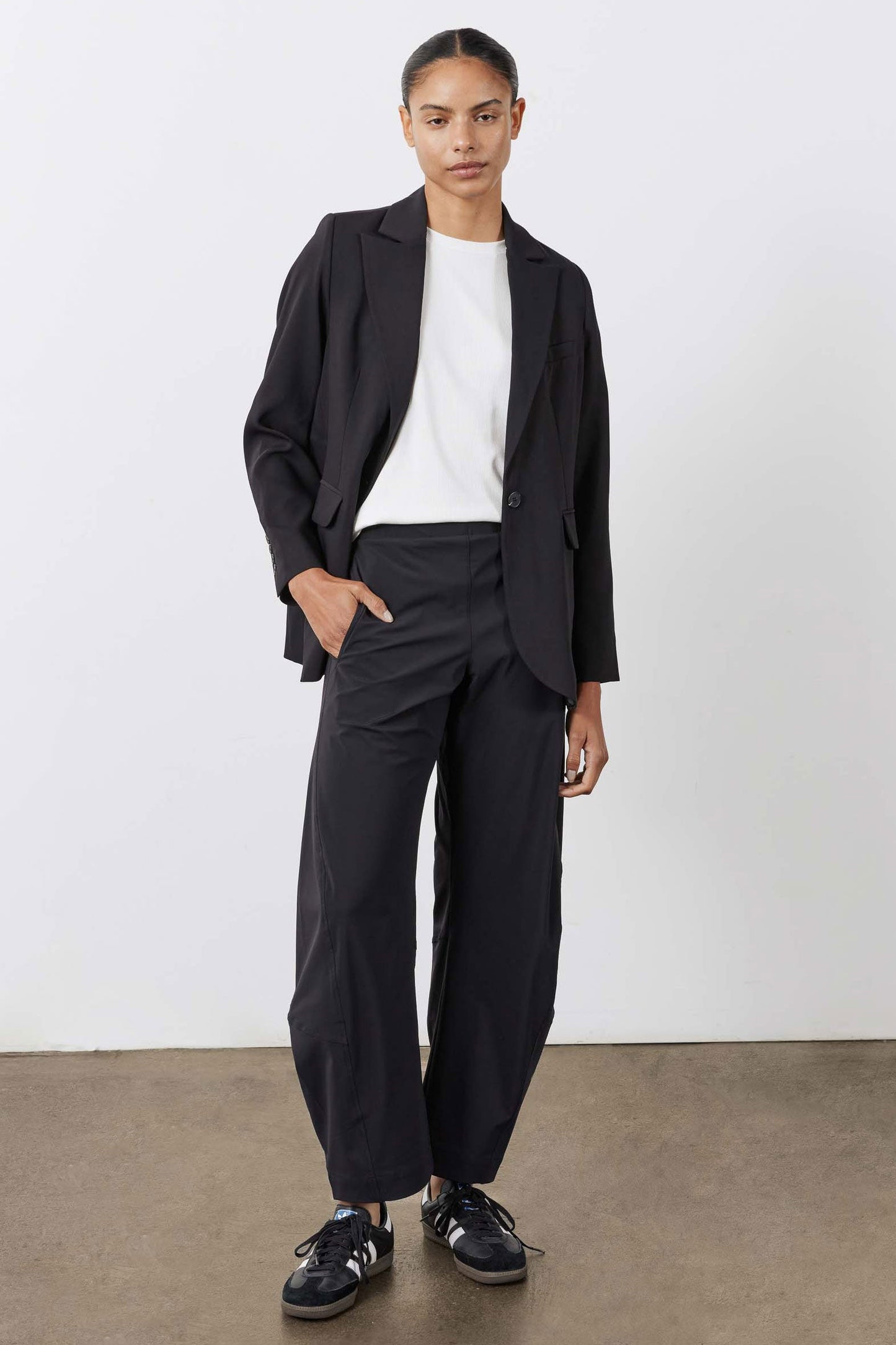 The Petite Classic Blazer That Upgrades You 2.0
