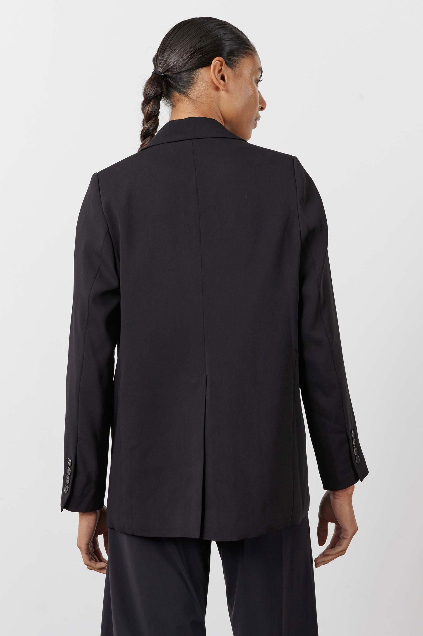 The Petite Classic Blazer That Upgrades You 2.0