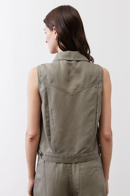 The Cropped Task Vest