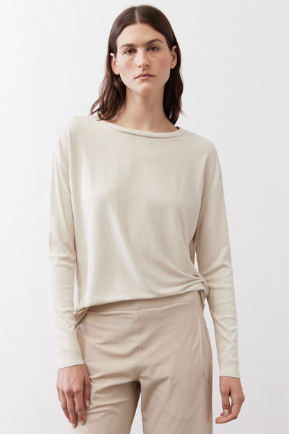 Essential Top With Buttons In The Back
