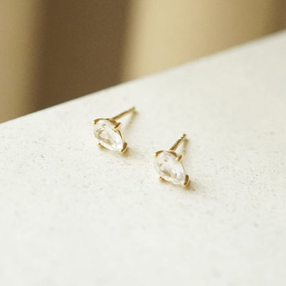 Estée Lalonde Fine Pear Sapphire Stud Earrings 14ct Solid Gold