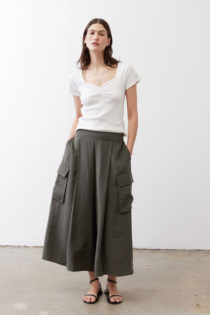 The Light Poplin Cargo Skirt Pants