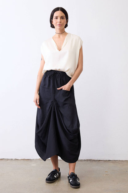 The Light Poplin Go-To Skirt