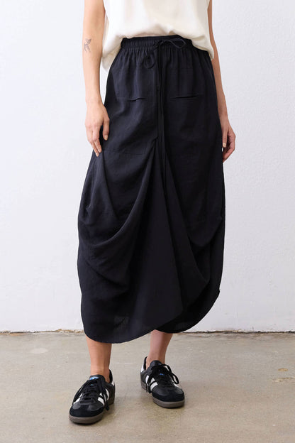 The Light Poplin Go-To Skirt