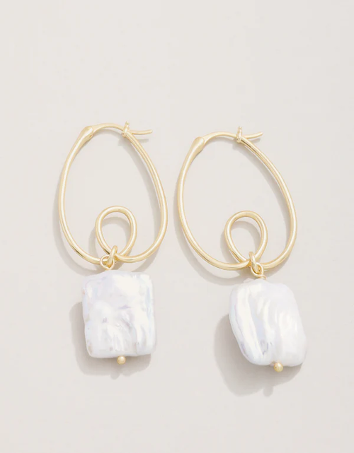 Loopy Loop Earrings Pearl