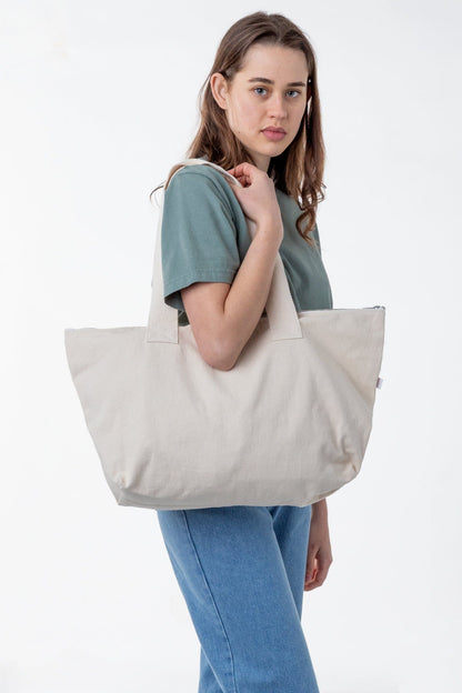 BD06 - Carry All Zip Tote