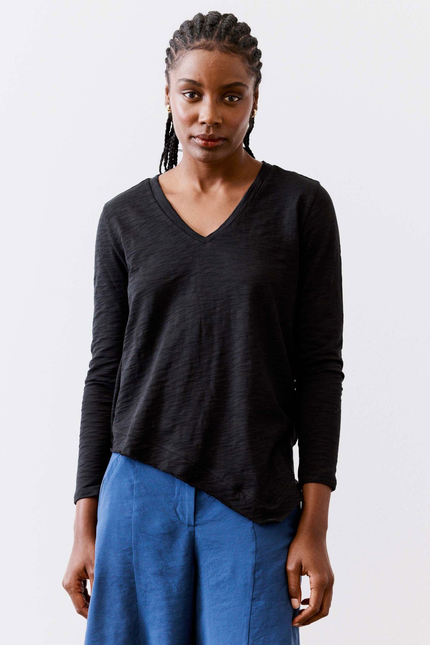 New Angle V-Neck Long Sleeve Top