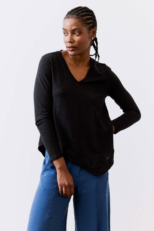 New Angle V-Neck Long Sleeve Top