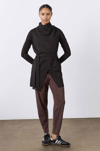 Petite Not Too Tapered Pants