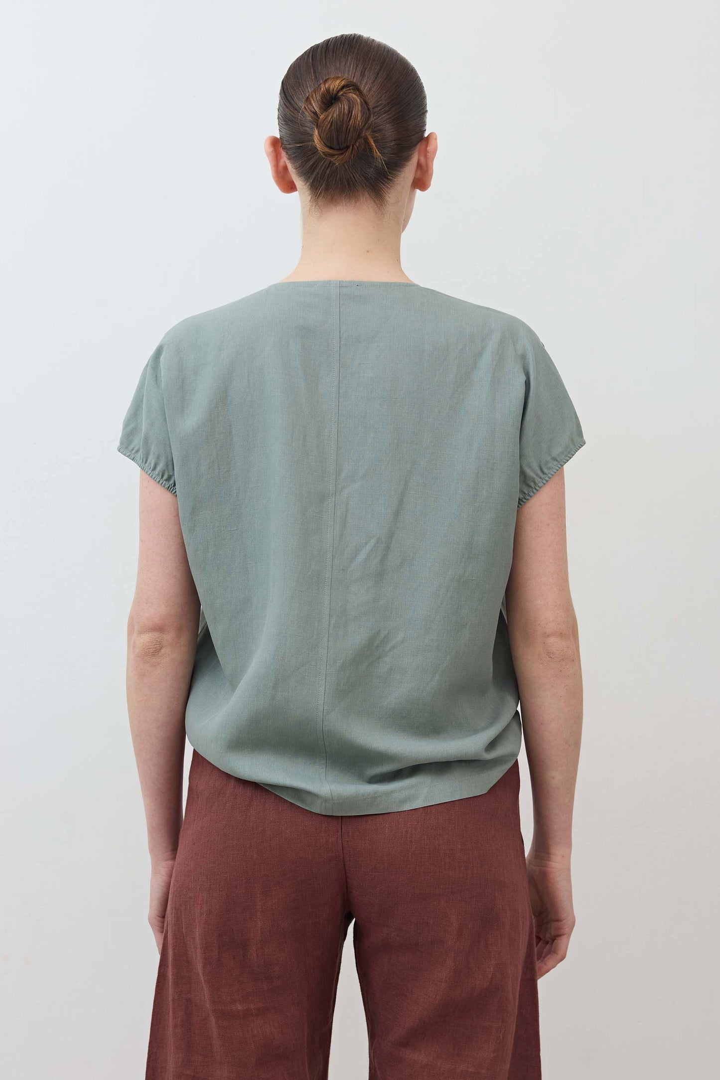 The Nuanced V-Neck Silk Linen Top